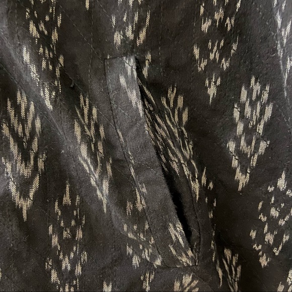 Khara Kapas Studio - Designer Jacket - Picture 5 of 7